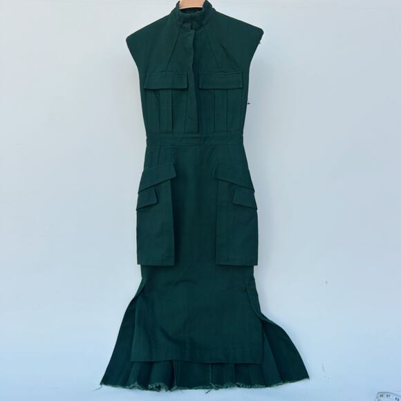 Alexander McQueen Fall Winter 18 Army Green Structured Midi Dress 38 Runway - Picture 3 of 13